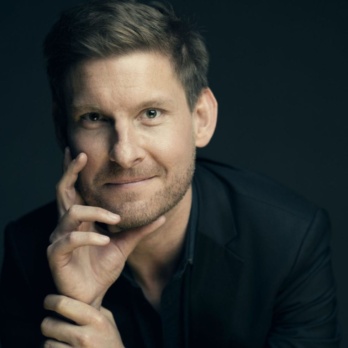 Kristian Bezuidenhout 1